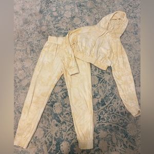 Adika matching sweatpants and sweatshirt